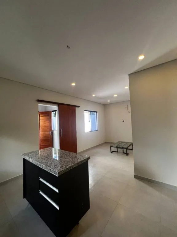 VENDO CASA EN CONDOMINIO EN LUQUE — foto 2