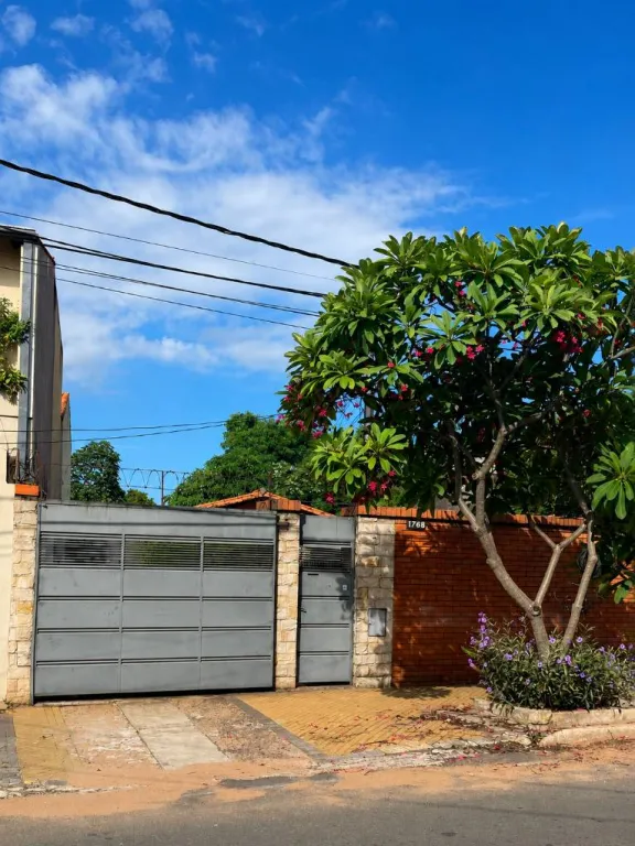 VENDO CASA EN ASUNCIÓN NAZARETH — foto 2