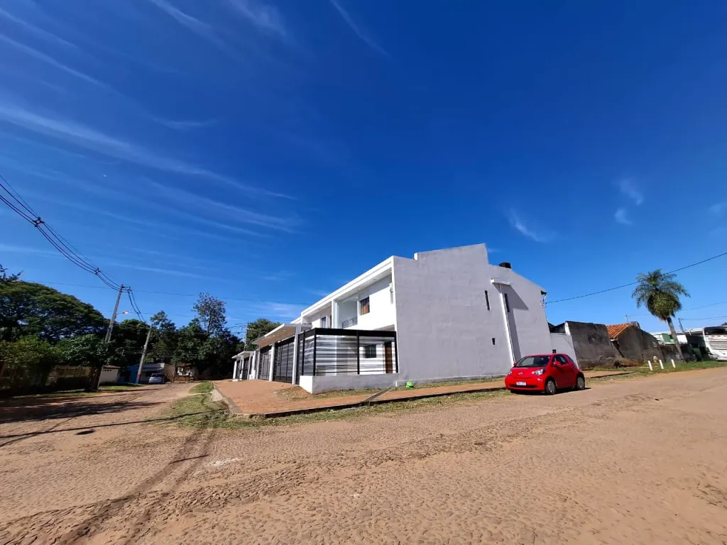 Duplex a estrenar en esquina — foto 3