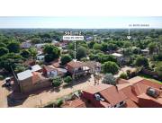 Casa + salón comercial en venta – Oportunidad única en Luque, Laurelty