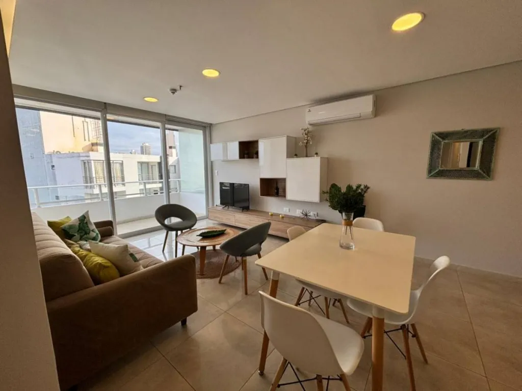 VENDO DEPARTAMENTO EN YCUÁ SATÍ, ASUNCIÓN — foto 3