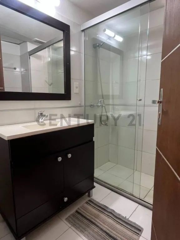 ALQUILO DEPARTAMENTO DE DOS DORMITORIOS AMOBLADO EN RECOLETA — foto 2