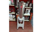 Licuadora Industrial Basculante De 25 Lts SKU: LQL-25