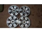 Llanta original separacion 6 x139 aro R16 de 8