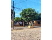CASA EN FERNANDO DE LA MORA