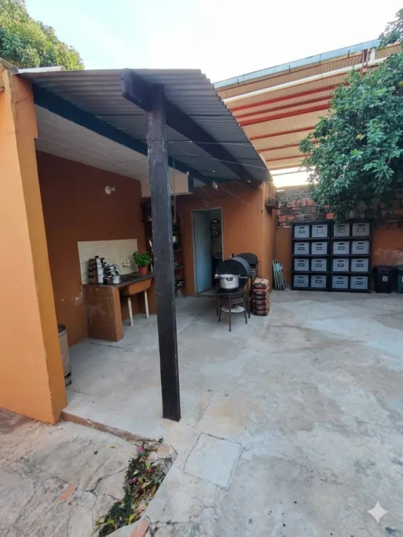 CASA EN FERNANDO DE LA MORA — foto 3