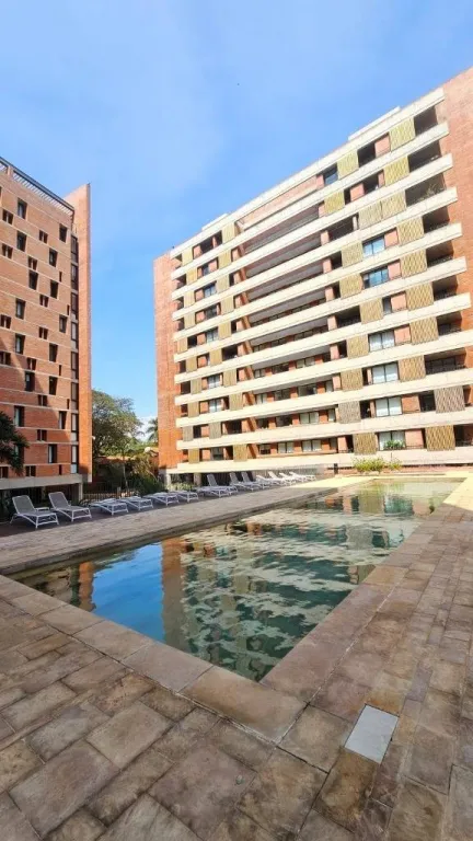 VENDO DEPARTAMENTO EN BERNARDINO CABALLERO, ASUNCIÓN — foto 2