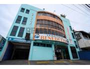 VENDO CLINICA MEDICA CON EXCELENTE UBICACION