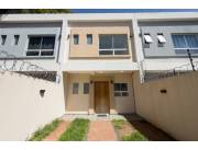 Vendo Duplex en San Lorenzo, Central