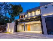 EN VENTA DÚPLEX DE LUJO EN POZO EN LUQUE