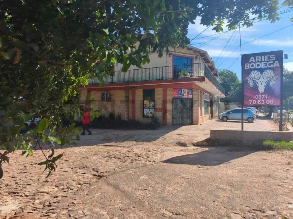 Vendo local comercial y vivienda en Lambare — foto 2