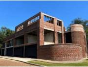 Vendo triplex de lujo en la ciudad de Encarnacion