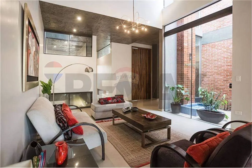 IMPONENTE RESIDENCIA EN RECOLETA — foto 2