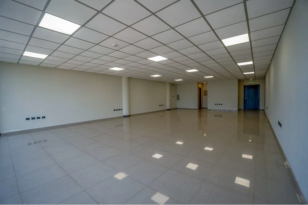 En Venta - Oficina en Sky Center — foto 3