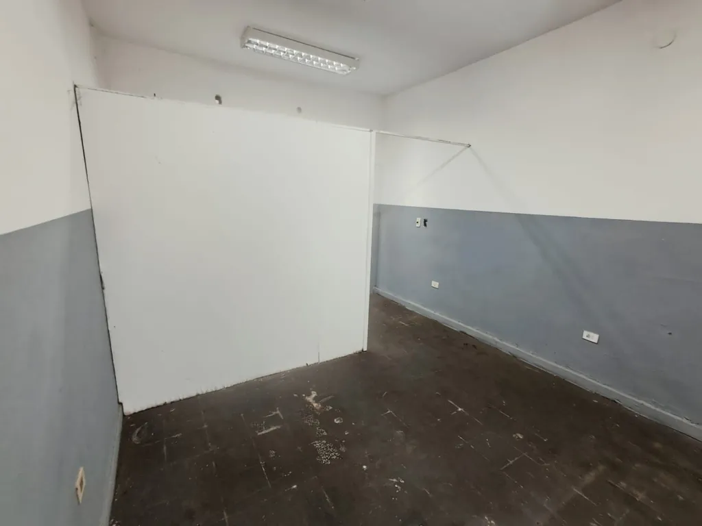 ALQUILO LOCAL O SALON COMERCIAL – atrás de la Municipalidad de Asunción — foto 2