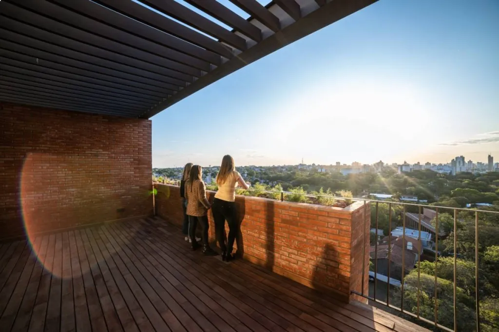 VENDO DEPARTAMENTO DE TRES HABITACIONES EN BERNARDINO CABALLERO, ASUNCIÓN — foto 2