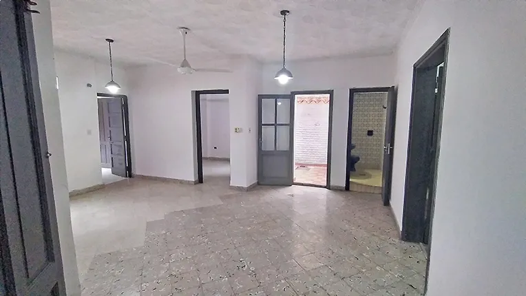Vendo Casa con Tinglado de +27m de Frente a 80m de la Av. Rodríguez de Francia — foto 2