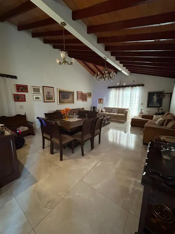 CASA DE UNA PLANTA EN VILLA ADELA — foto 2