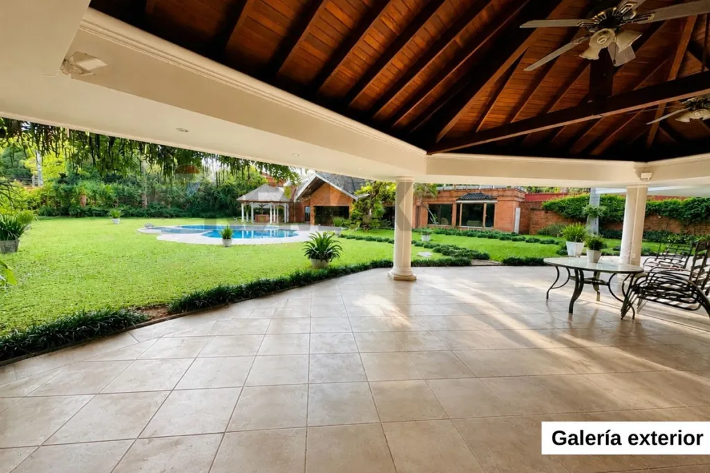 VENDO CASA EN MBURICAO ZONA MBURUVICHA ROGA — foto 2