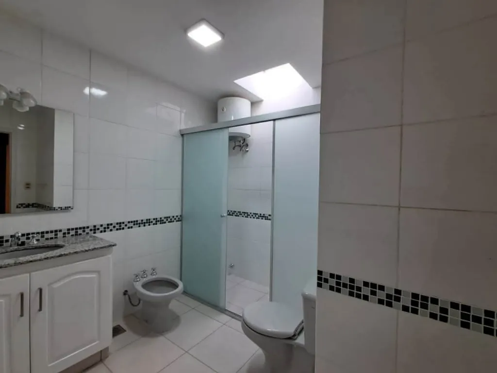 Alquilo casa a estrenar Lambare Barrio kenedy — foto 3