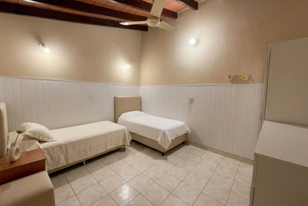 Casa con patio amplio y quincho en Ita Kaaguy – Fernando Zona Sur — foto 3