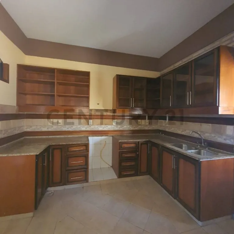 Vendo duplex en Primer Barrio - Luque — foto 2