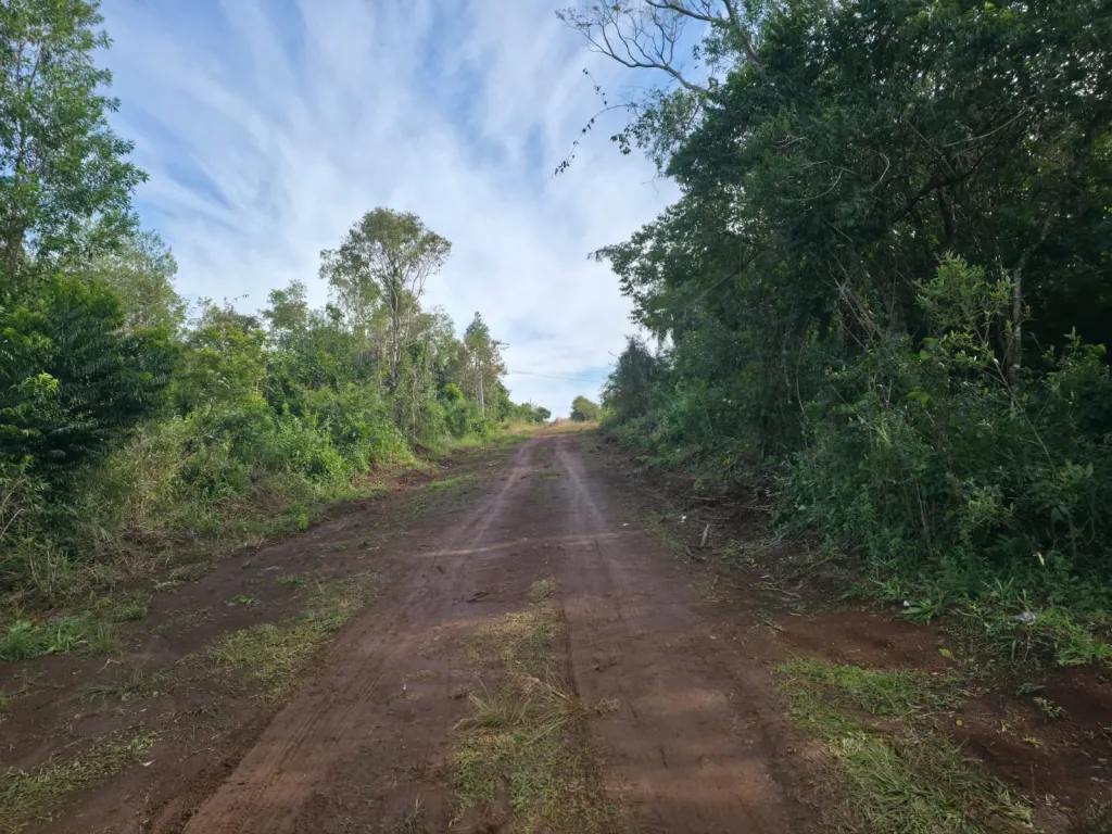 VENDO LOTE DE 360 M2 EN EL BARRIO ARROYO PORÃ DE CAMBYRETA — foto 3