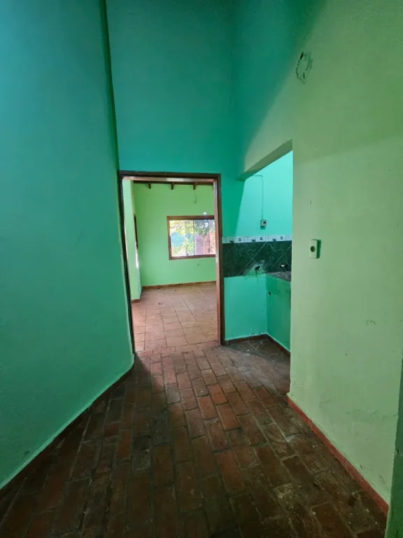 Alquilo Departamento Economico de 2 dormitorios en Villa Elisa zona Paso Medin — фото 3