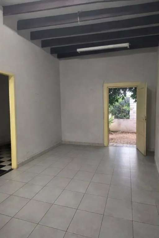 VENDO CASA DE TRES DORMITORIOS A REFACCIONAR EN VISTA ALEGRE, ASUNCIÓN — foto 2