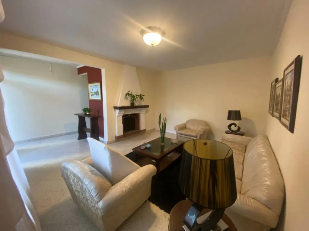 VENDO CASA EN NAZARETH, ASUNCION — foto 2