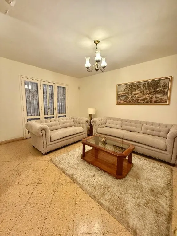 VENDO CASA EN RECOLETA, ASUNCION — foto 2