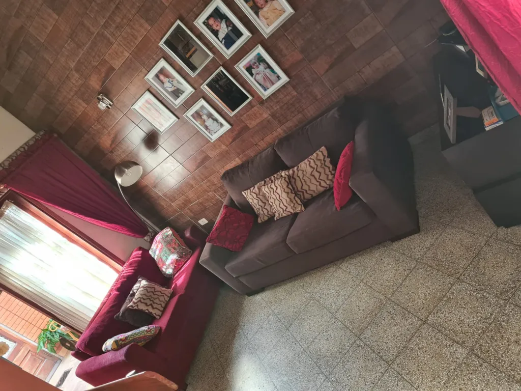 VENDO CASA EN BARRIO VISTA ALEGRE, A MEDIA CUADRA DE EUSEBIO AYALA — foto 2