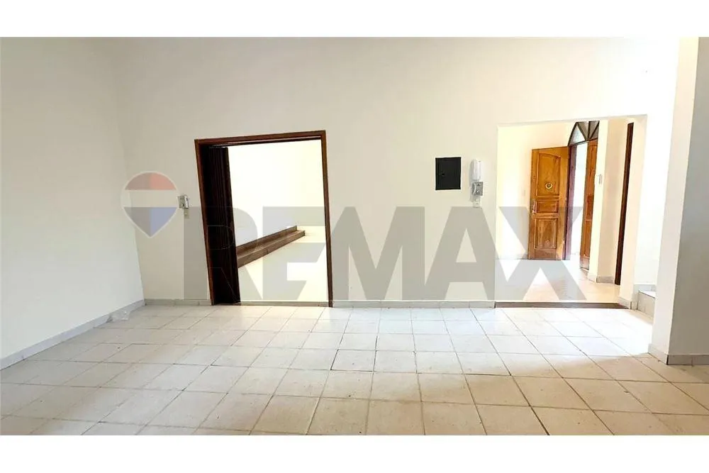 Casa en venta en Lambaré — foto 2