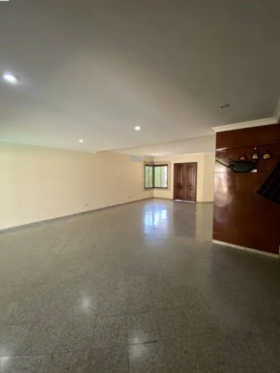VENDO CASA EN NAZARETH, ASUNCION — foto 2