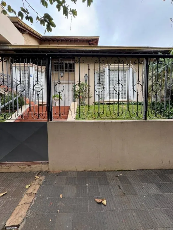 VENDO CASA EN MARISCAL LOPEZ, ASUNCION — foto 2