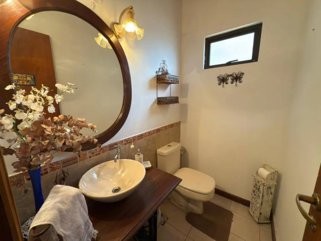 VENDO CASA EN RECOLETA, ASUNCION — foto 3