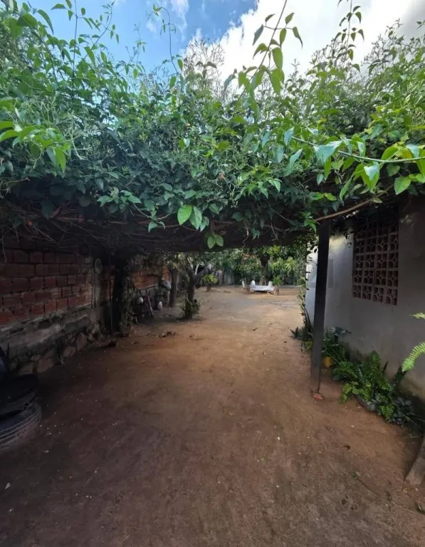 Vendo casa en Mariano Roque Alonso - Barrio Central — foto 3