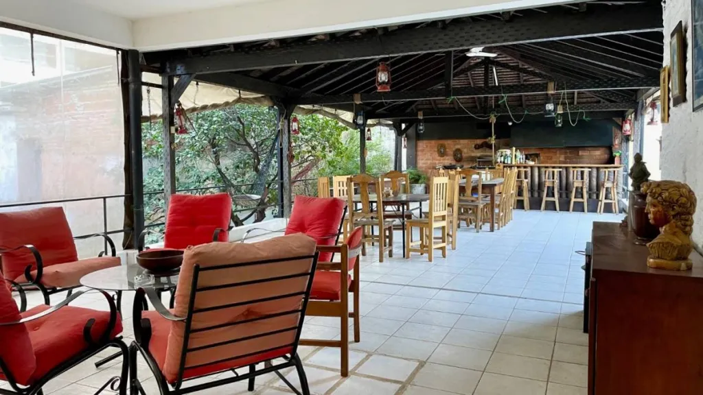 VENDO CASA EN ASUNCION EN LAS MERCEDES - GRAL MELGAREJO — foto 3