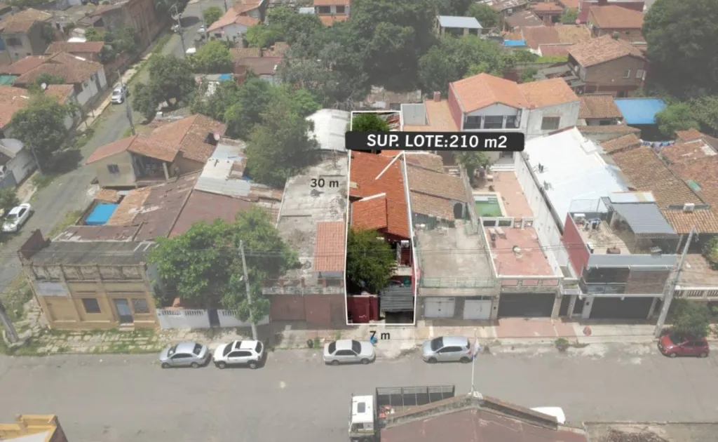 VENDO CASA EN ASUNCION EN SAJONIA - ZONA PUERTO — foto 2