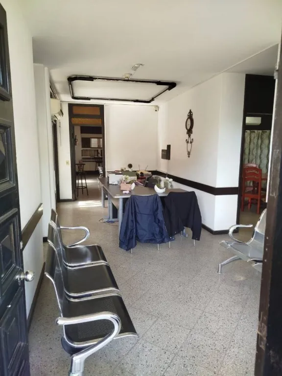 VENDO CASA EN ASUNCION EN DR FRANCIA - ZONA HERNANDARIAS — foto 2