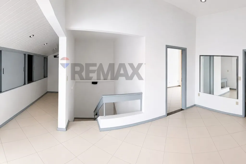 VENDO CASA CON PISCINA EN SAN VICENTE — foto 3