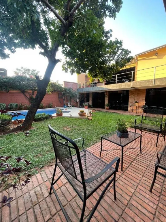 VENDO CASA EN ASUNCION EN LAS MERCEDES - DE LA RESIDENCIA — foto 3