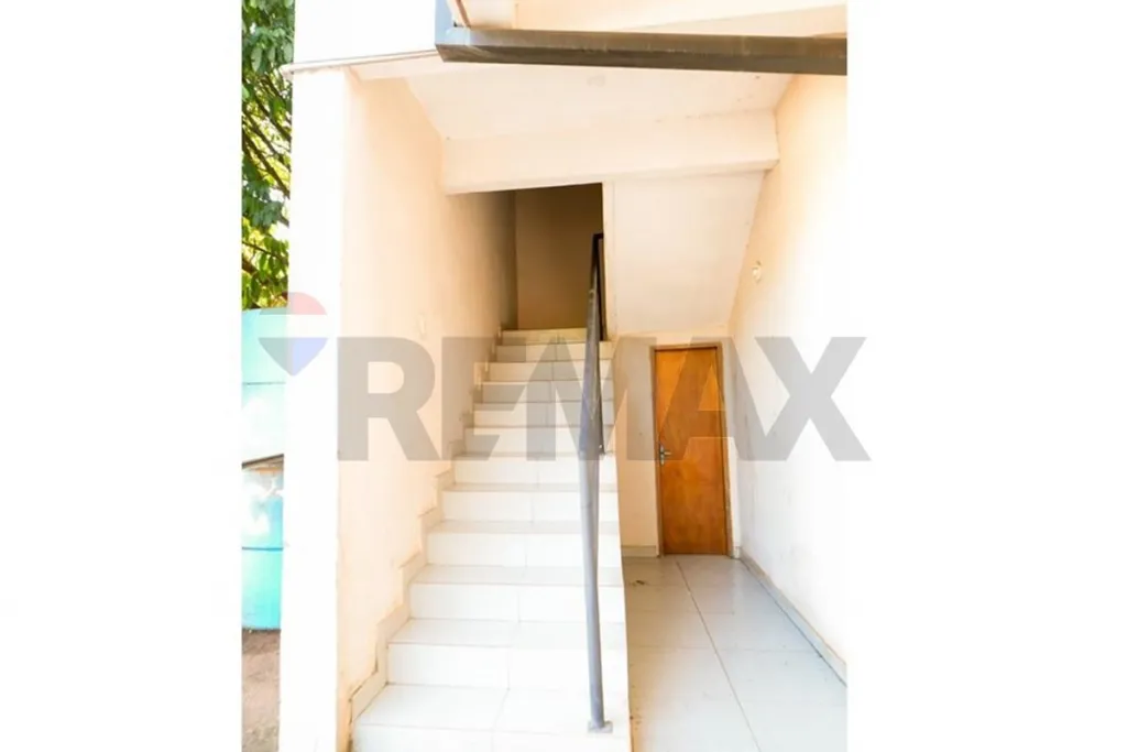 VENDO EDIFICIO EN SAN LORENZO IDEAL PARA RENTA — foto 3