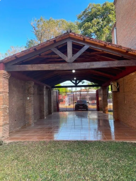 Vendo hermosa residencia en Ñemby — foto 2