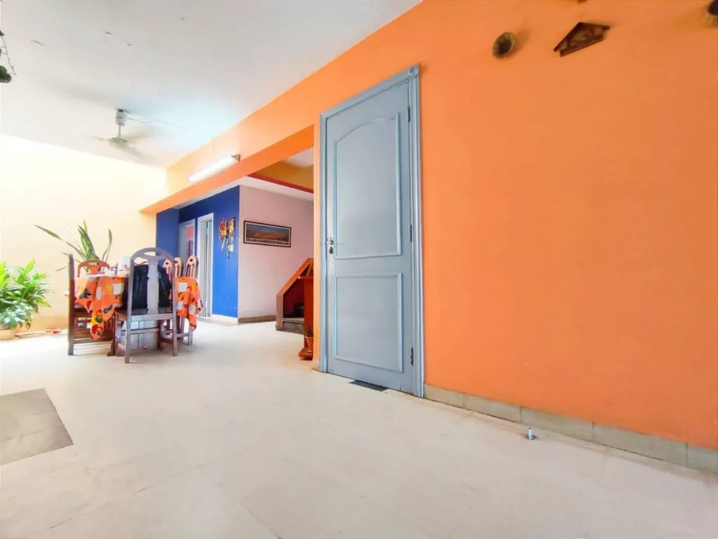 VENDO CASA EN ASUNCION EN YCUA SATI - CALLE DENIS ROA — foto 3
