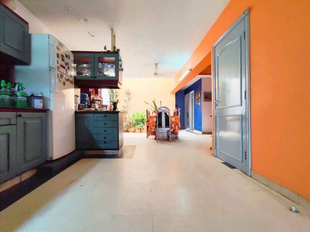 VENDO CASA EN ASUNCION EN ROBERTO L. PETIT - TTE ROJAS SILVA — foto 3