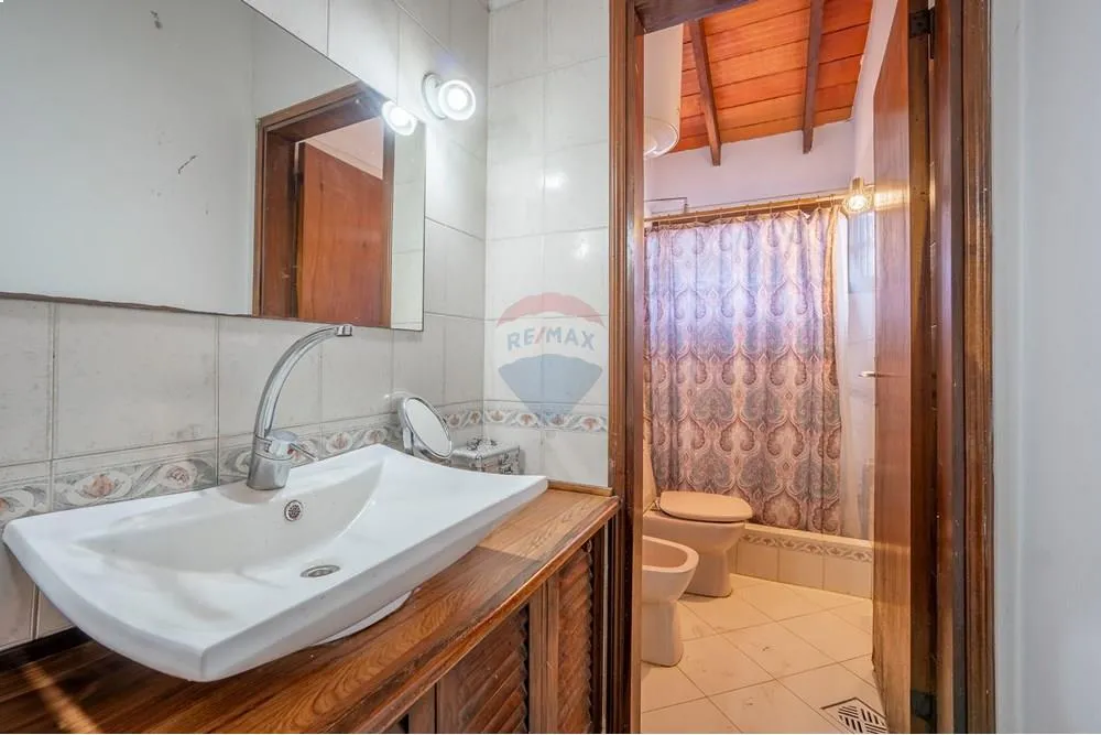 HERMOSO DUPLEX CON PISCINA EN BARRIO MBURUCUYA — foto 2