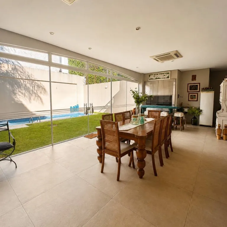 VENDO CASA EN ASUNCION EN MCAL ESTIGARRIBIA - CAMILO RECALDE — foto 2
