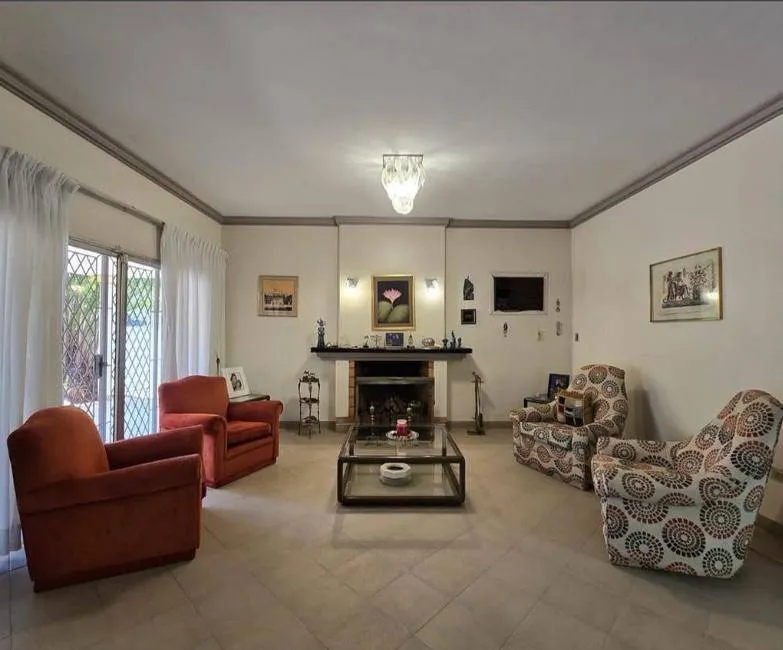VENDO CASA EN ASUNCION EN MCAL LOPEZ - CAP BRIZUELA — foto 2