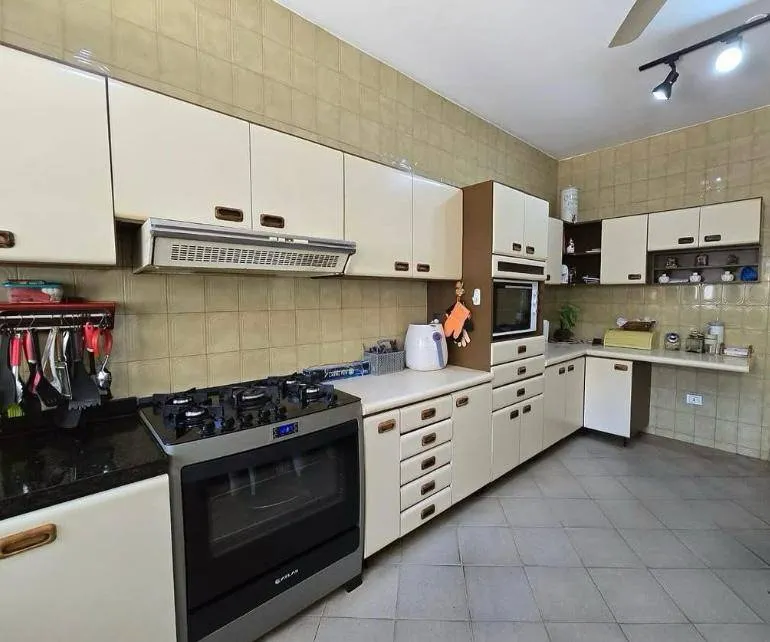 VENDO CASA EN ASUNCION EN MCAL LOPEZ - CAP BRIZUELA — foto 3
